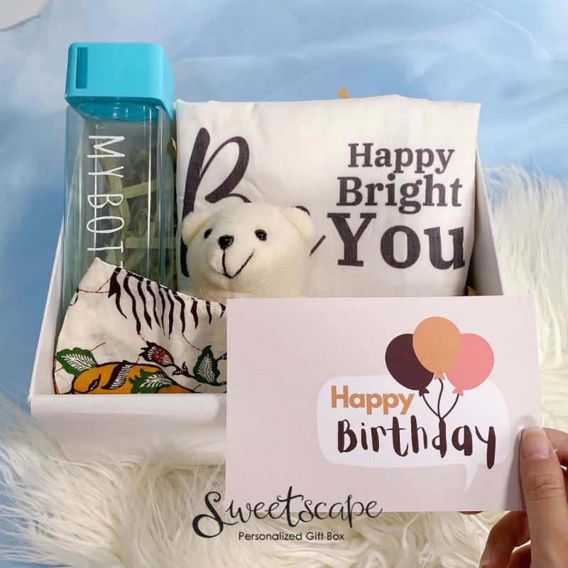 

Gift Box Package 331-Paket Hampers 331 - Kado Unik Ulang Tahun [MURAH]