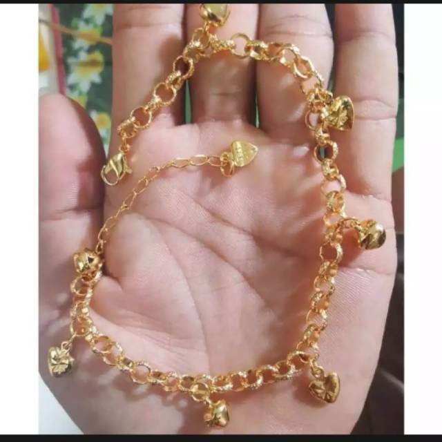 Gelang tangan rumbai love kerincing gold 18k