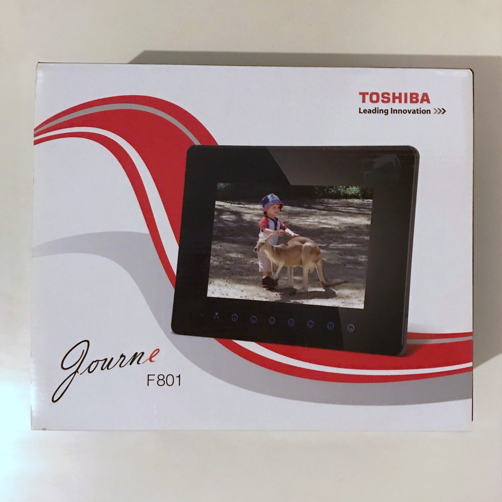 Toshiba Digital Photo Frame 8"