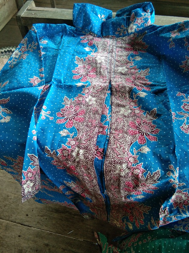 Tunik Santika Pias Cibulan #3 Warna Batik Solo Seragam Kantor Muslim