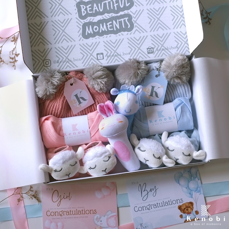 [[ T w i n z y - Box ]] Kado Bayi Kembar | Baby Hampers | Kado Lahiran | Hampers Bayi Newborn | Gift Box Baju / Jumper / Topi / Sepatu / Slabber / Kaos Kaki / Handuk Bayi [[ Kenobi Box ]]