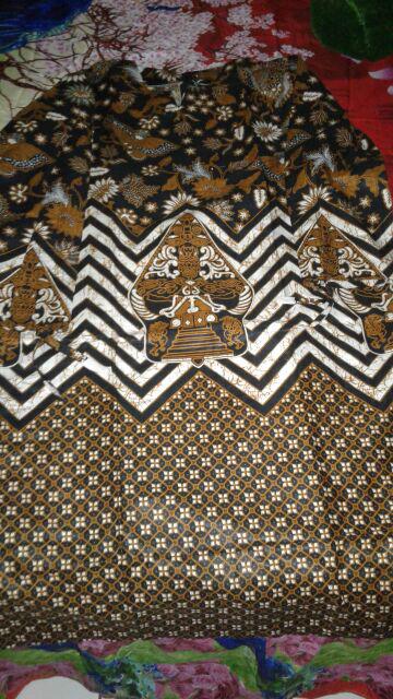 Batik Couple Tunik Wayang Gunungan