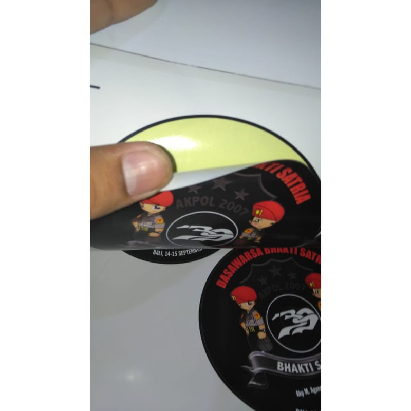 

CETAK STIKER KROMO A3+ (PRINT & CUT)