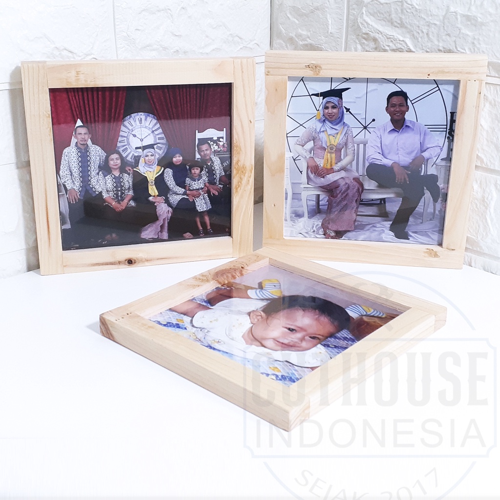 PIC001 PHOTO BOX by CUTHOUSE INDONESIA - cetak foto hiasan dinding souvenir bingkai lukisan poster p