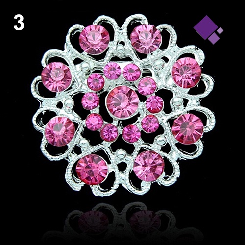 Bros Bentuk Bunga Aksen Kristal Dan Berlian Imitasi Warna Silver