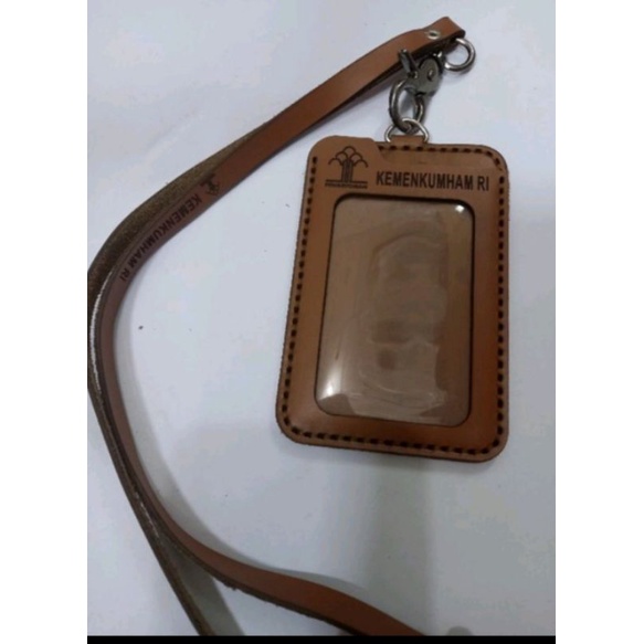 

Name tag id card Holder KEMENKUMHAM Asli kulit
