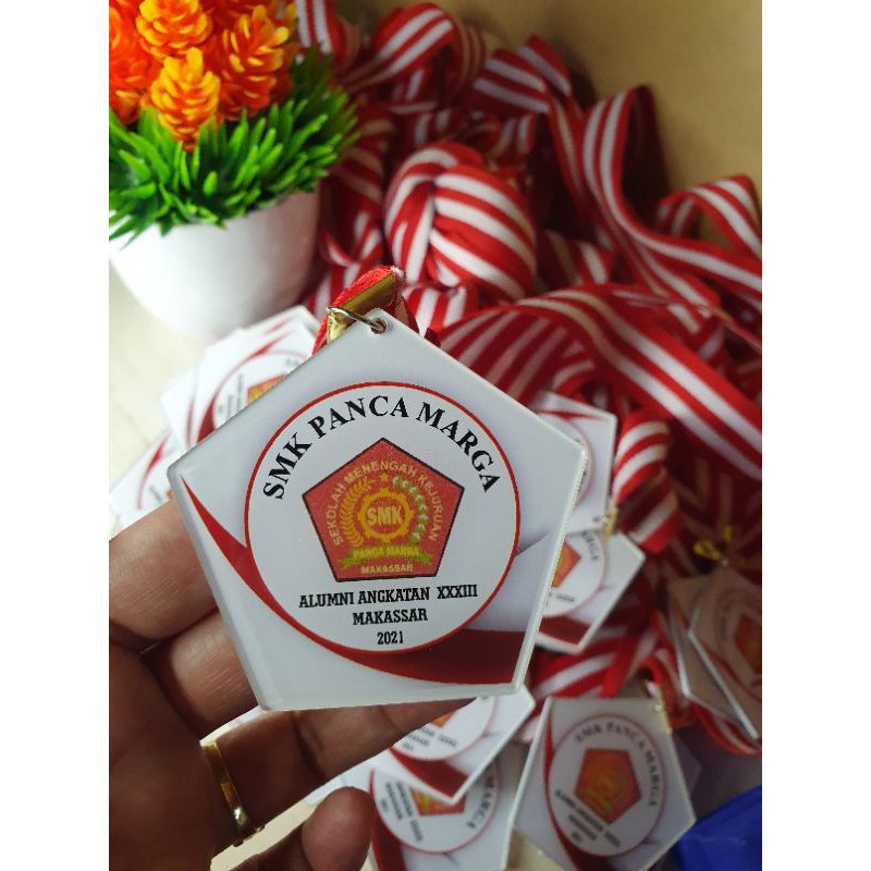 MEDALI MURAH | MEDALI AKRILIK | MEDALI WISUDA | MEDALI LOMBA