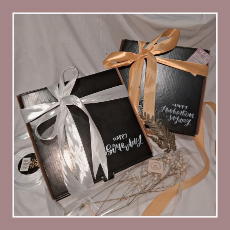 

KOTAK KADO / GIFT BOX / KOTAK KADO AESTHETIC / BOX KADO