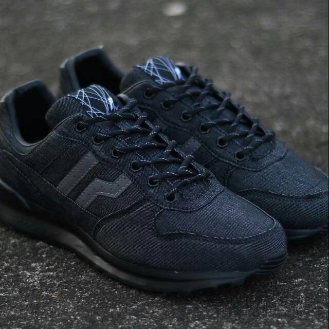 Sepatu Piero Jogger Black Denim Original