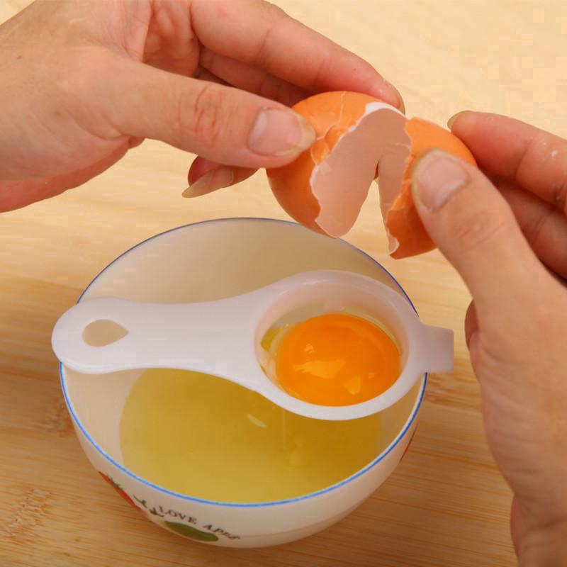 Eco Friendly Bakeware Gadget Egg Yolk Separator / Mini Egg Sieve Device  Kitchen Accessories