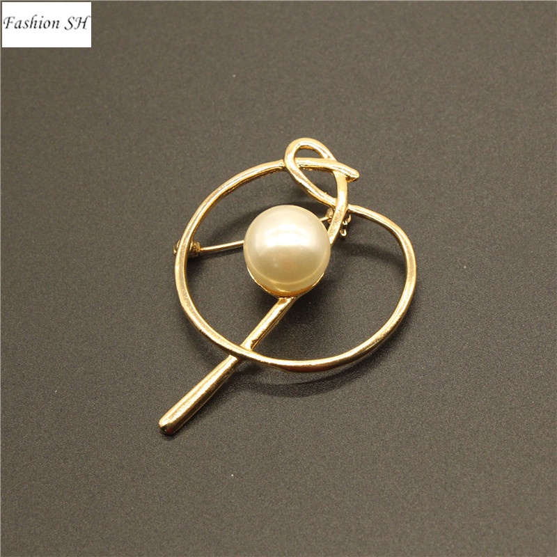 M40135 Bros / Pin Desain Simple Cantik Bebas Jahitan Warna Gold / Silver