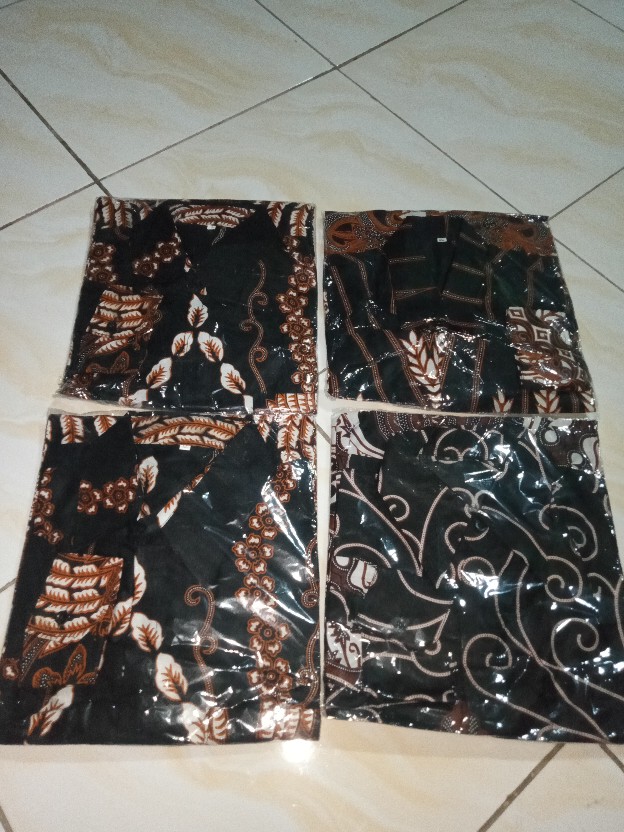 Kemeja Batik Pria Kasual Kemejakantoran
