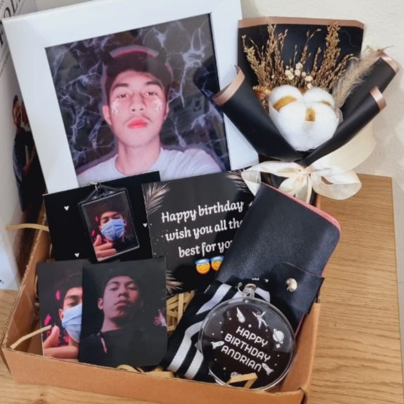 

Hampers Custom Ultah Cewek atau Cowok/Anniversary/Wedding/