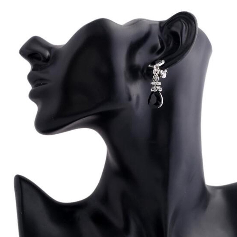 Anting Klip Tanpa Tindik Gaya Vintage Bohemia Bentuk Geometri Bahan Resin Warna Hitammerah Untuk Wanita