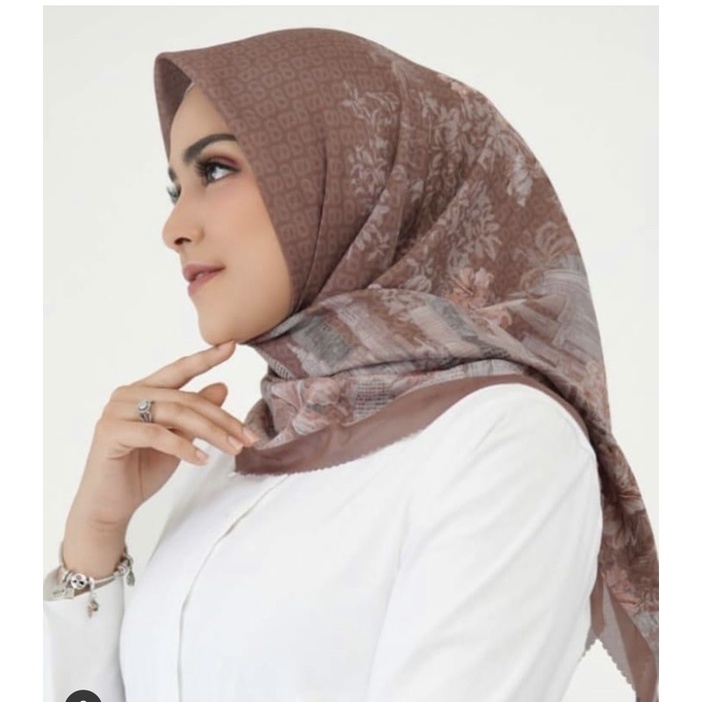 Malaya series by Buttonscarves warna Brown