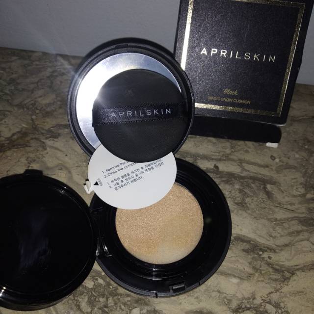 PRELOVED aprilskin black magic snow cushion original