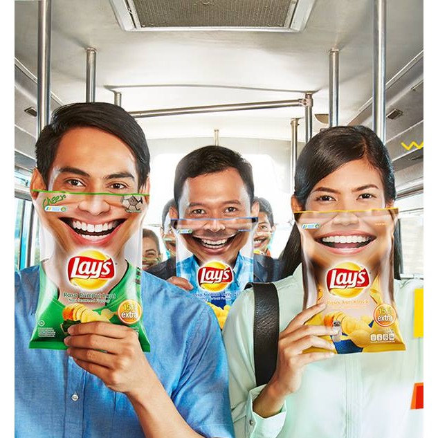 SALE Snack Lays Potato Chips Barbeque Salmon Nori Rumput Laut Cemilan 68gr + Bonus 15%