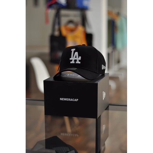 topi model sejak jaman sekarang