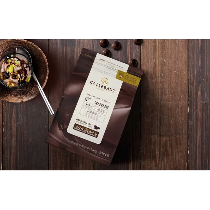 

Spesial - Callebaut Dark Chocolate Couverture 70,5%, 1 Kg