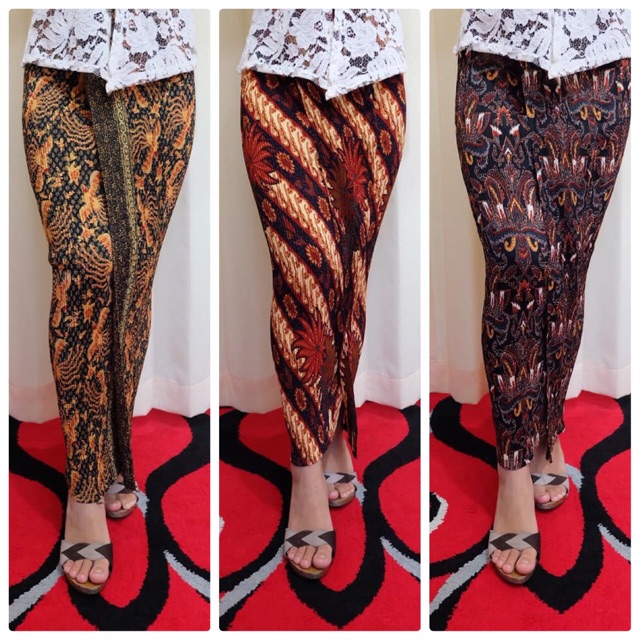 SALE !! Rok/Kamen jadi plisket