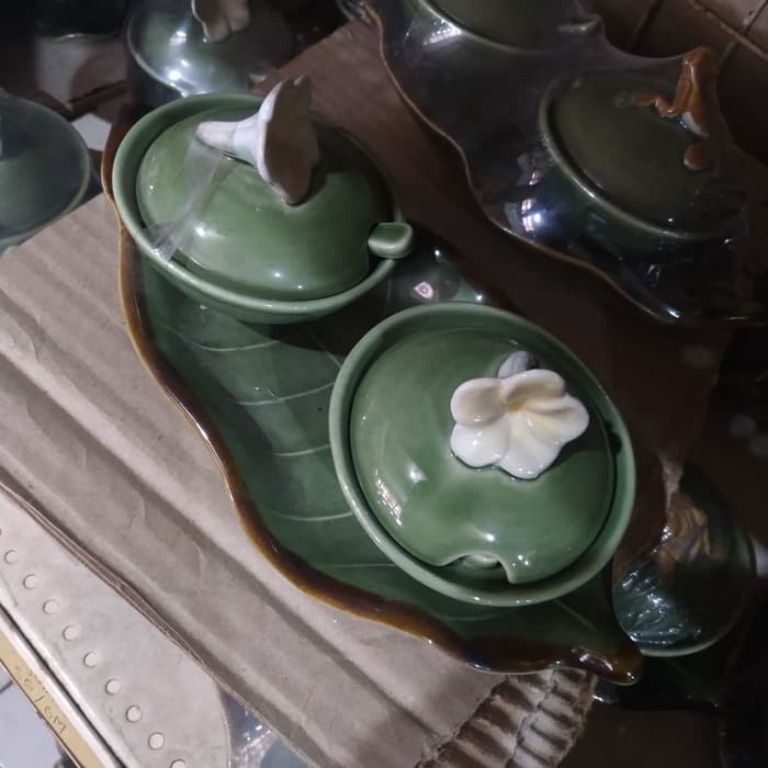 

tempat bumbu keramik klasik double M