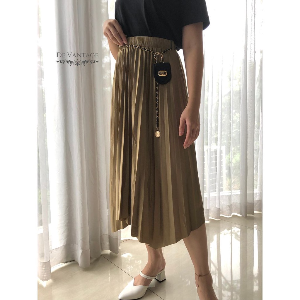 Rok Plisket dengan Aksesoris Pinggang / Pleated Midi Skirt with Waist Accessory