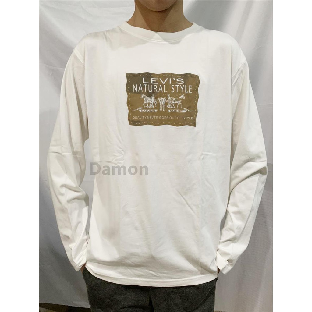 Levi's Graphic LongSleeve White Tee / Kaos Lengan Panjang Pria Levis warna Putih