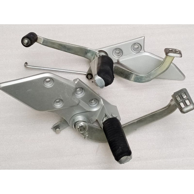 Footstep depan Vixion new Step depan Vixion new 2013 - 2017