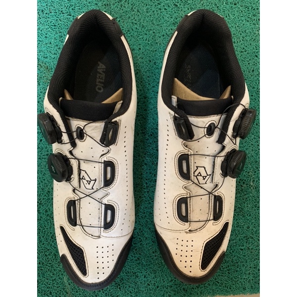 sepatu cleat roadbike/mtb avelio