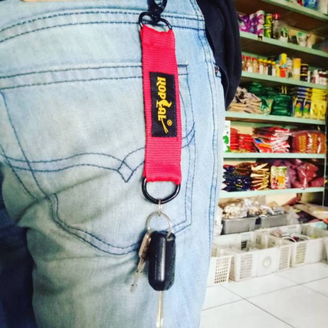 Gantungan kunci kopral