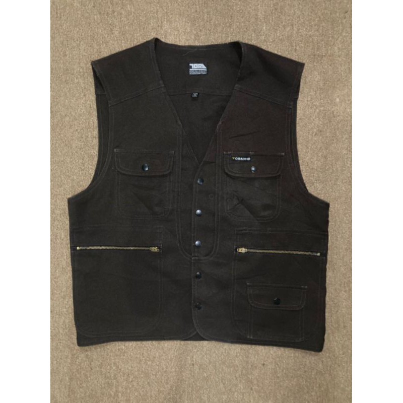 vest by toraichi