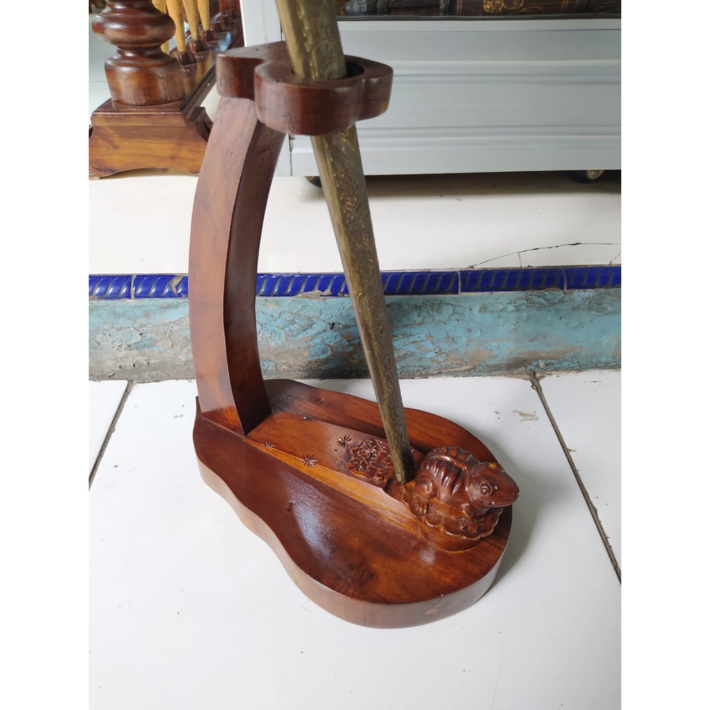 Jual Stand Jagrak Tempat Keris Ukiran Kodok Shopee Indonesia