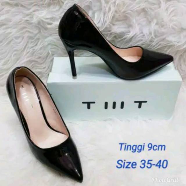 Sepatu heels wanita glossy polos TMT  558-2