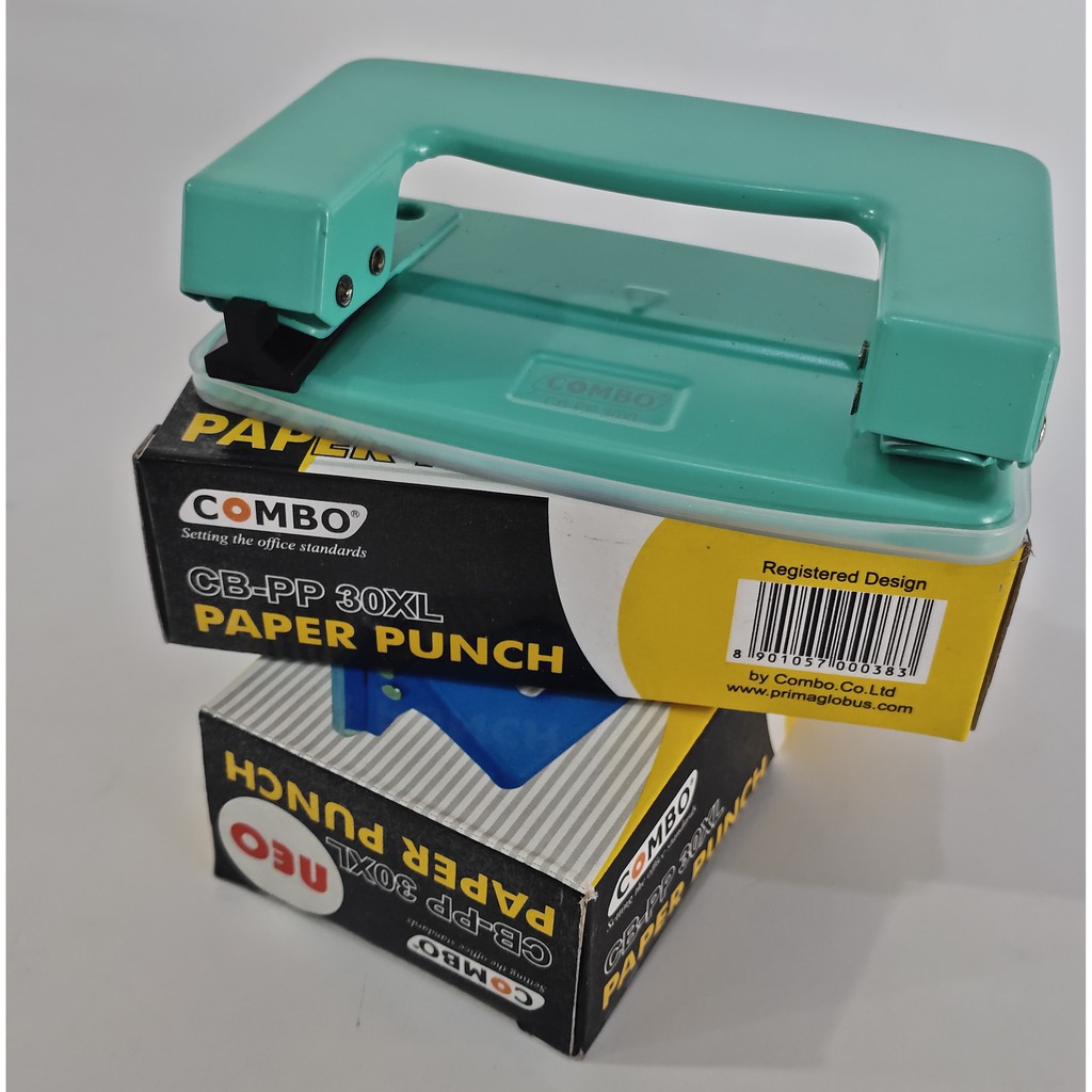 

(1 PCS ) PAPER PUNCH/PEMBOLONG/PERFORATOR CB-PP 30XL COMBO ( WARNA RANDOM )