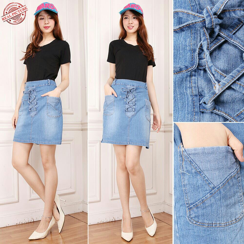 SB Collection Celana Pendek Serena Hotpants Jeans Wanita