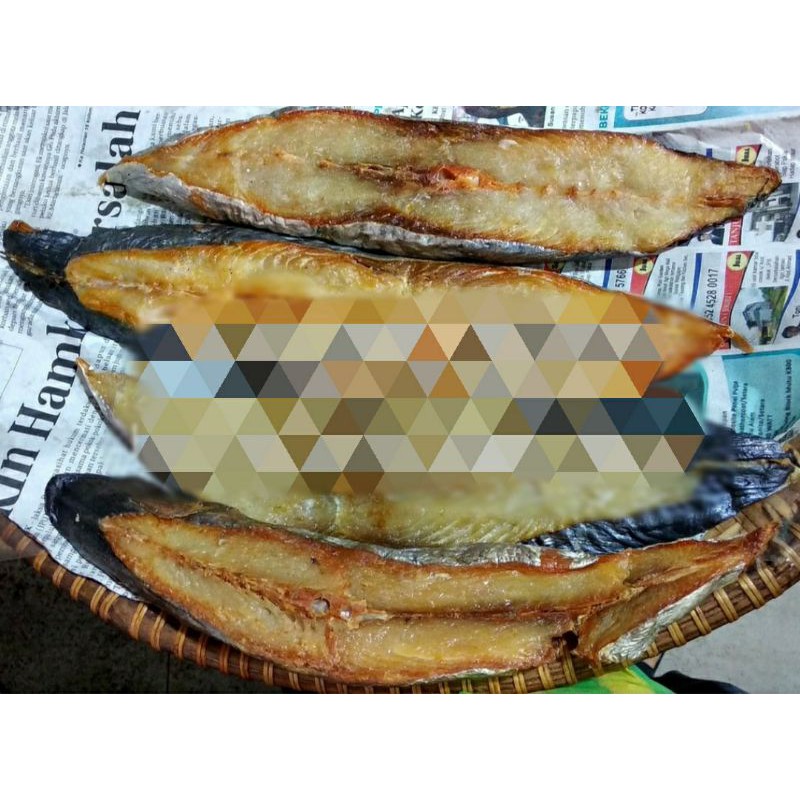 

Ikan Asin Tenggiri - Beka - Makau - Makao - Macao Pu - BK Pou 500 gr