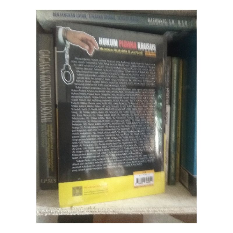 HUKUM PIDANA KHUSUS: Memahami Delik-delik di Luar KUHP-3