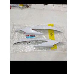 body samping vario 110 karbu putih