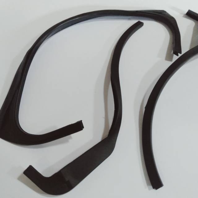 KARET LIST ORIGINAL HELM INK CENTRO