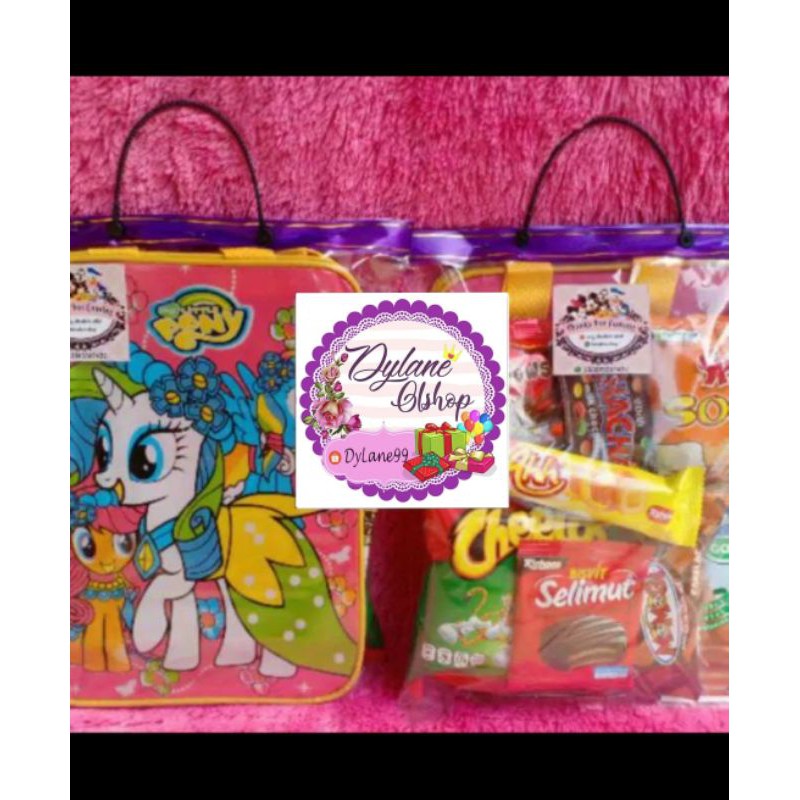 

Paket Snack Ultah / Snack Ulang Tahun / Bingkisan Snack