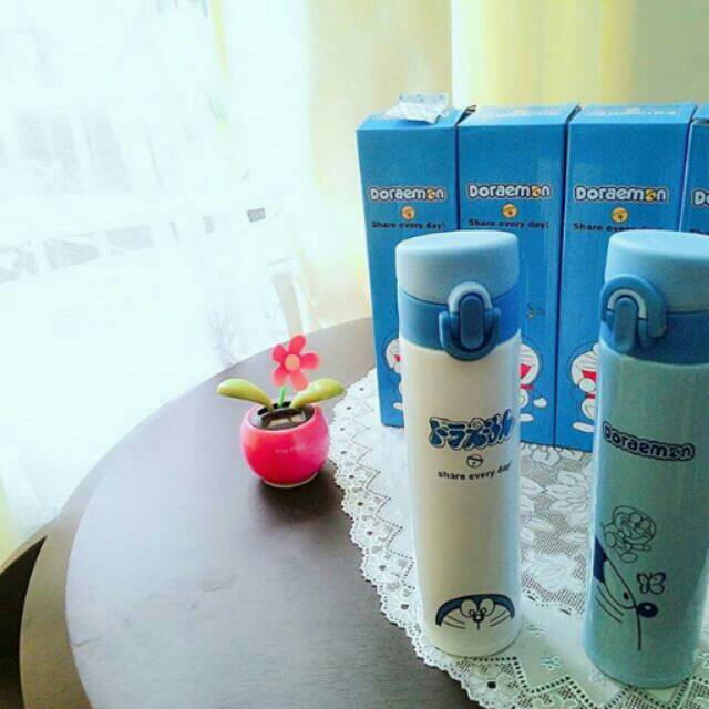 

Doraemon Tumbler White Blue/ Thermos Doraemon/ Botol Doraemon