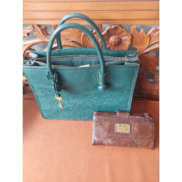 Preloved Tas Fossil Emory