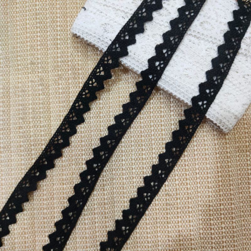 Renda rajut hitam, renda kait hitam (harga per 15yard)