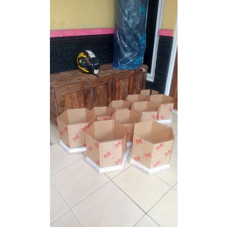 Bg Request: Hantaran Hexagonal Akrilik