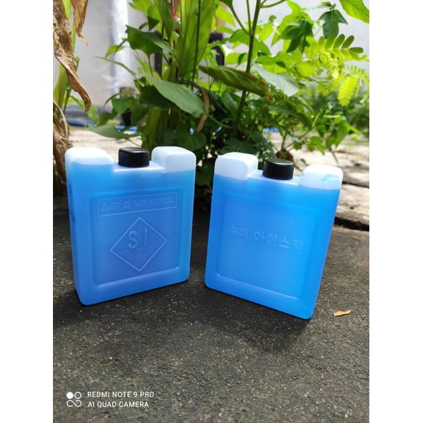 ice gel ice pack mini blue ice gel es gel bisa bekali kali pakai @350gram ukuran 9×11×3cm  (PREMIUM)