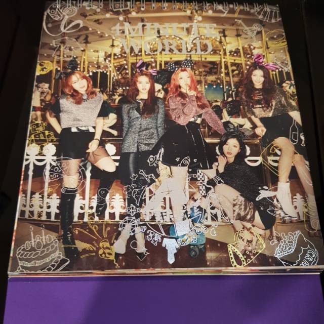 4minute world autographed album