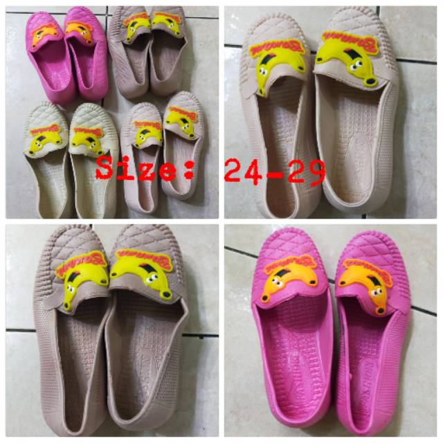 SALE STOCK Sepatu Karet Selop Anak Perempuan Anti Air Warna Random