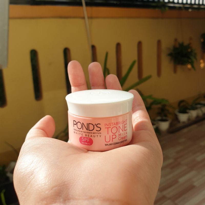 Ponds Instabright Tone Up Milk Cream SPF 30 PA++ ❤PRELOVED