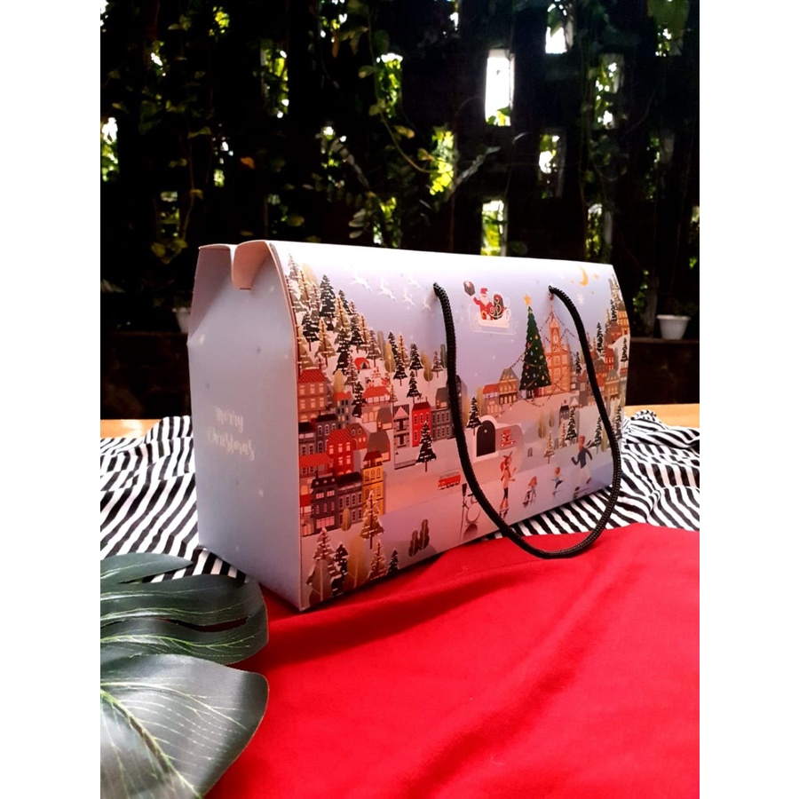 

GABLE BOX NATAL CHRISTMAS WONDERLAND 28x10x11 cm