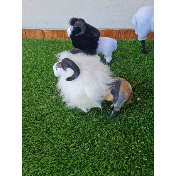 MINIATUR DOMBA GARUT